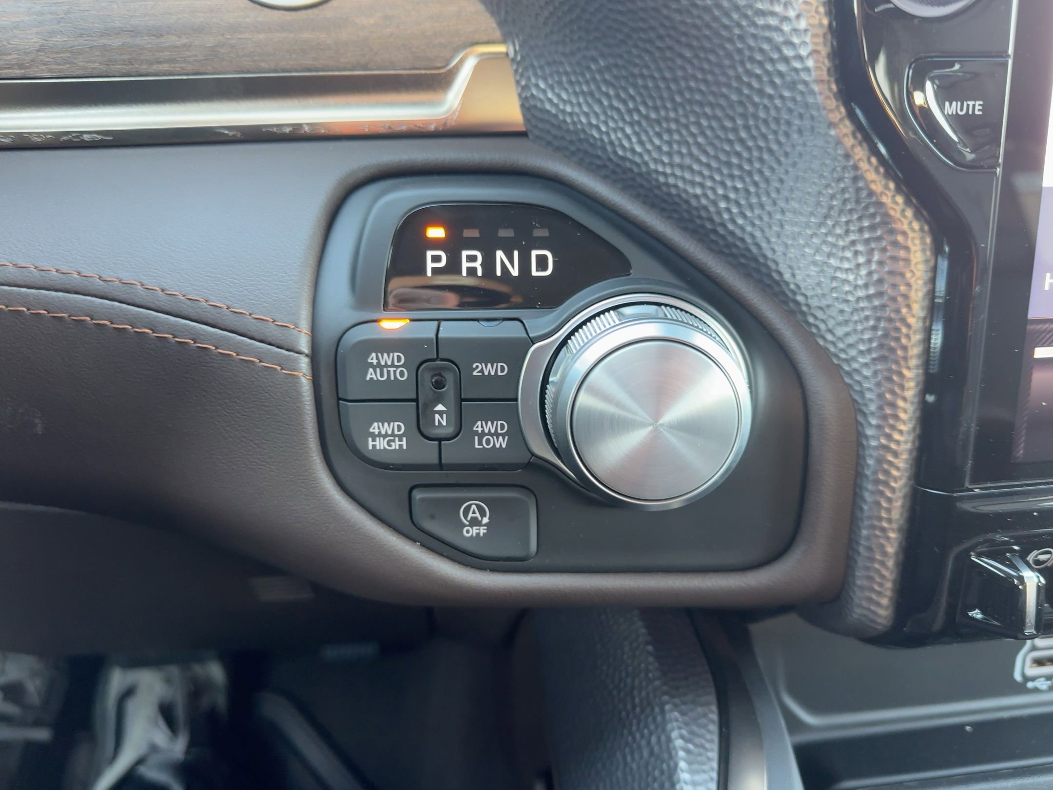 New 2026 RAM 1500 Limited AWD/4WD image 19