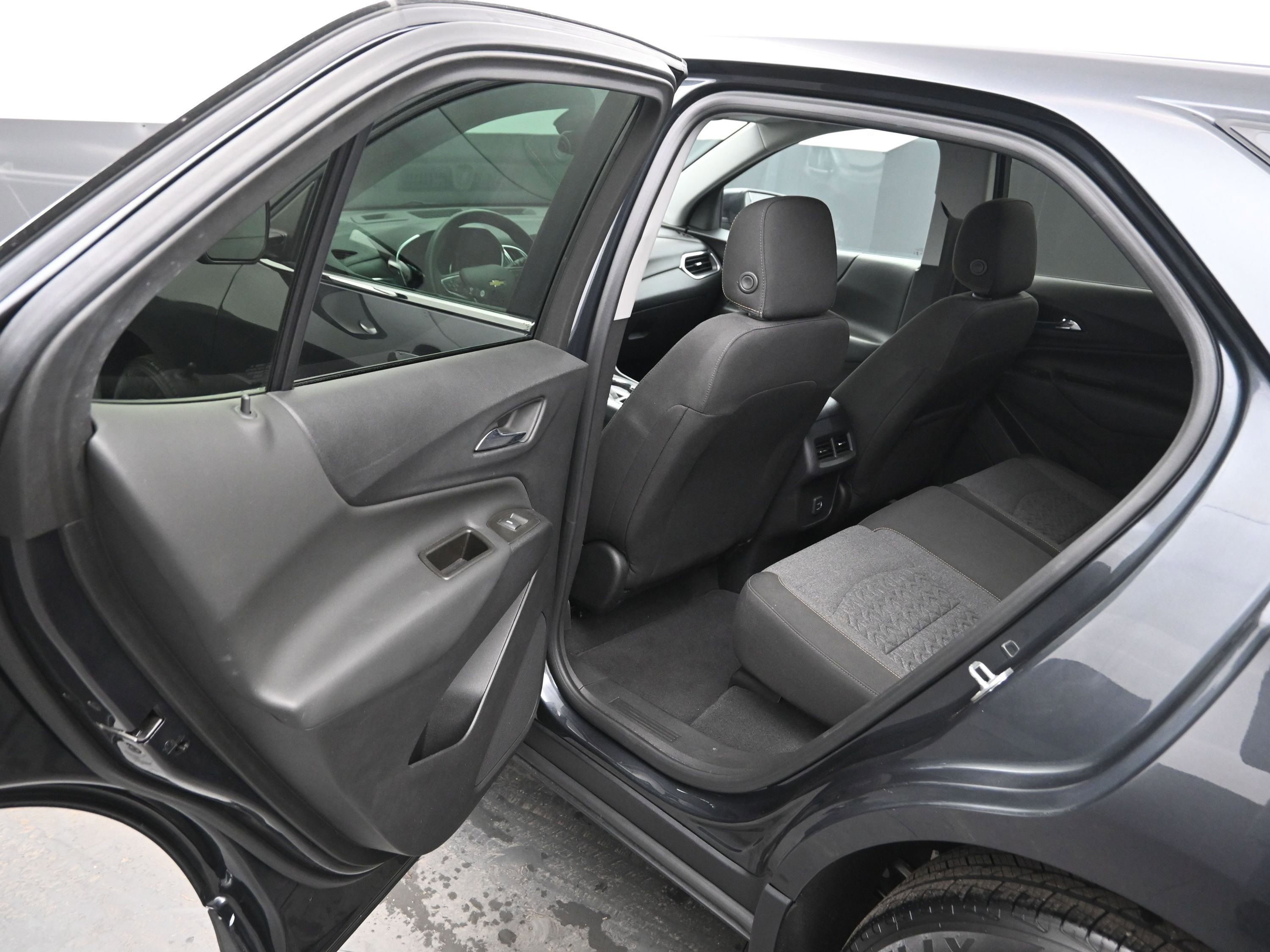 Used 2023 Chevrolet Equinox LT image 16