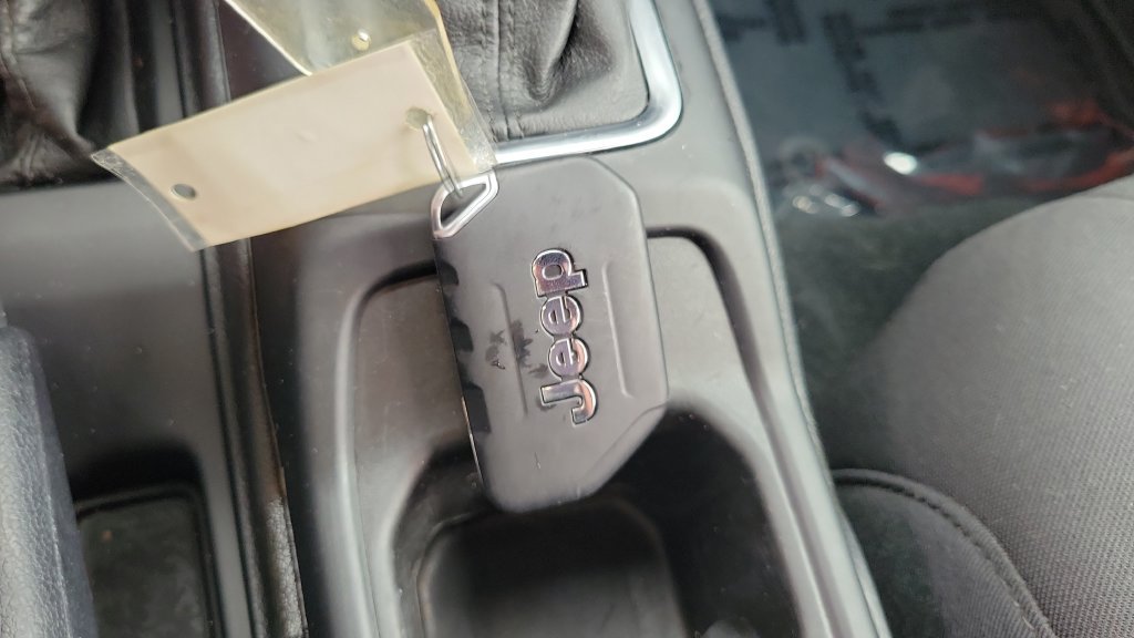 Used 2023 Jeep Wrangler Sport AWD/4WD image 22
