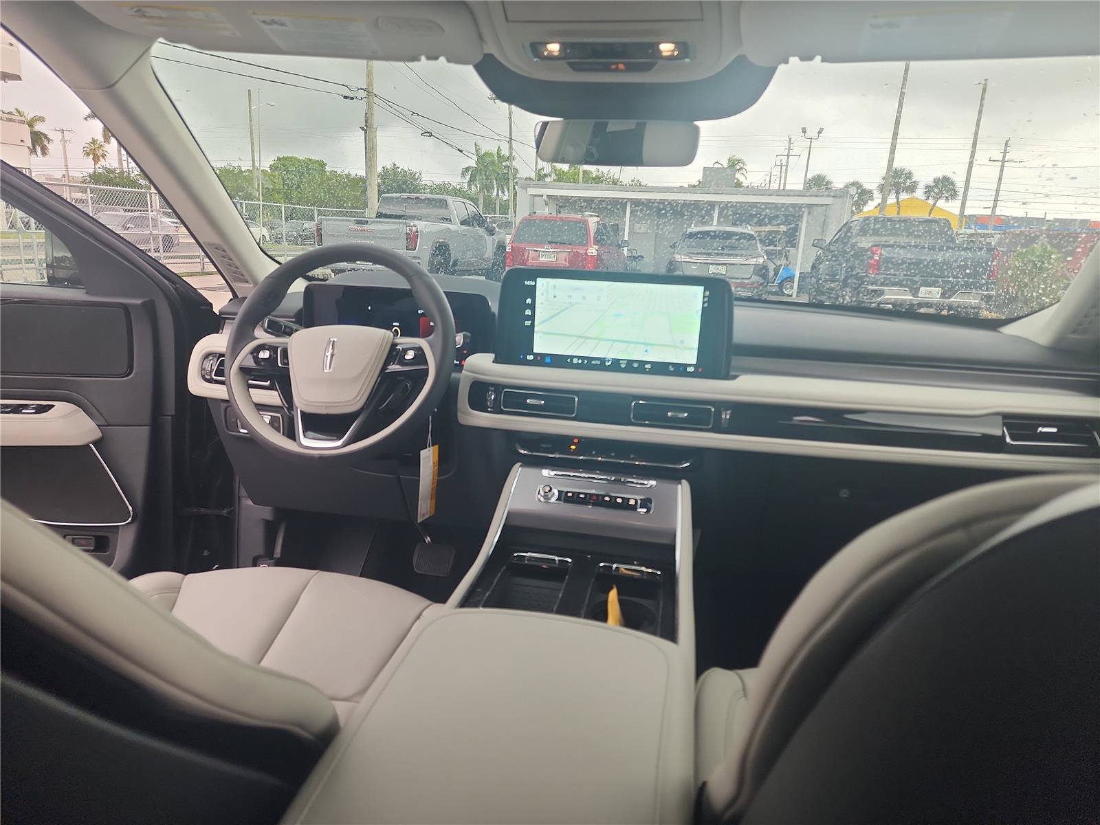 New 2026 Lincoln Aviator 2WD image 24