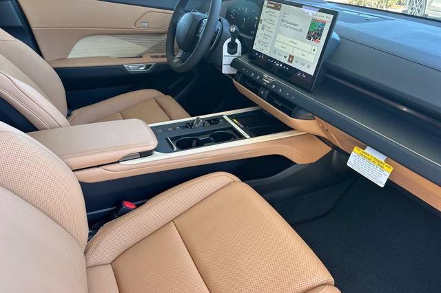 New 2026 Lexus ES 350e FWD image 13
