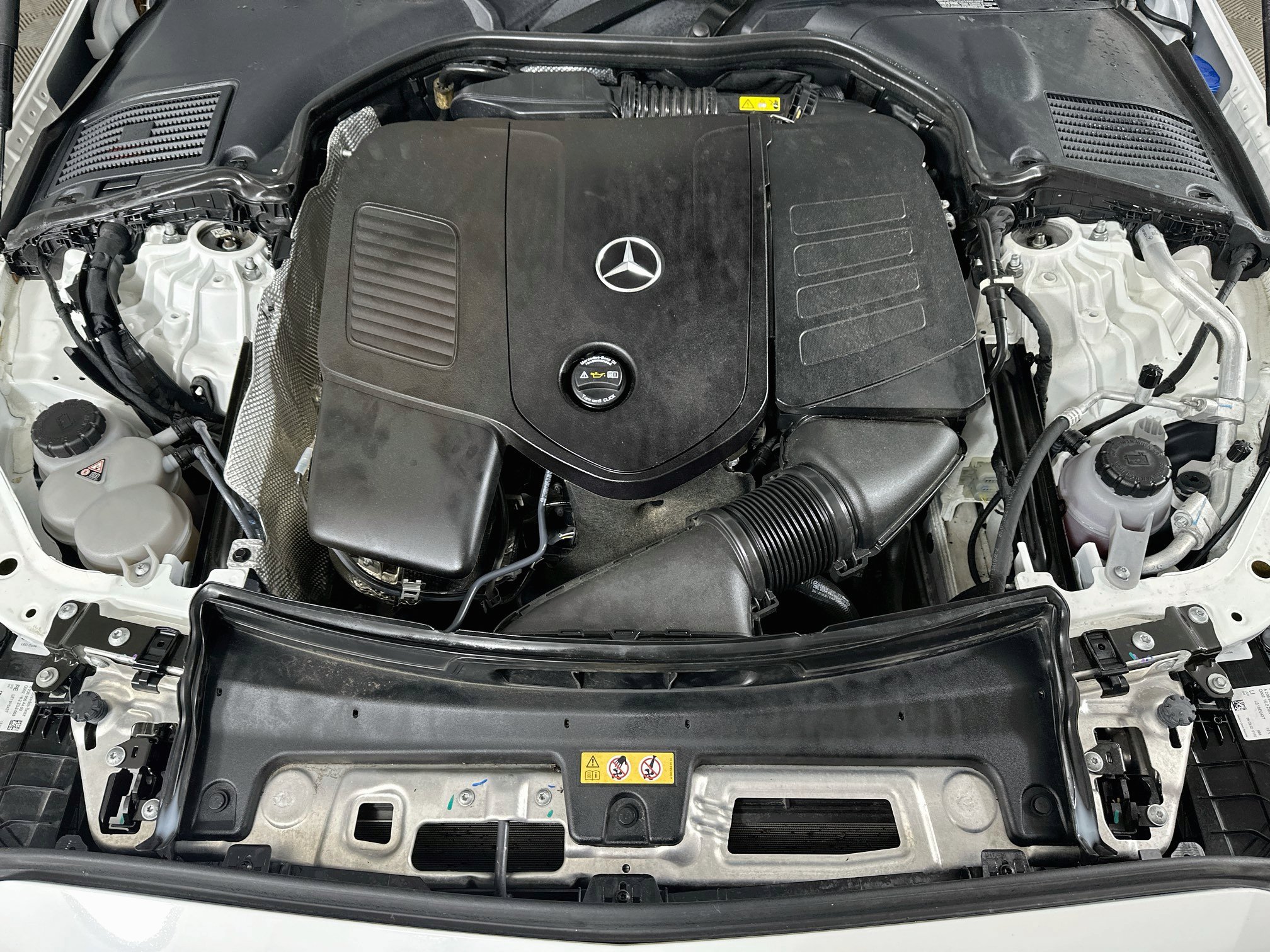 Used 2023 Mercedes-Benz C 300 4MATIC Sedan image 30