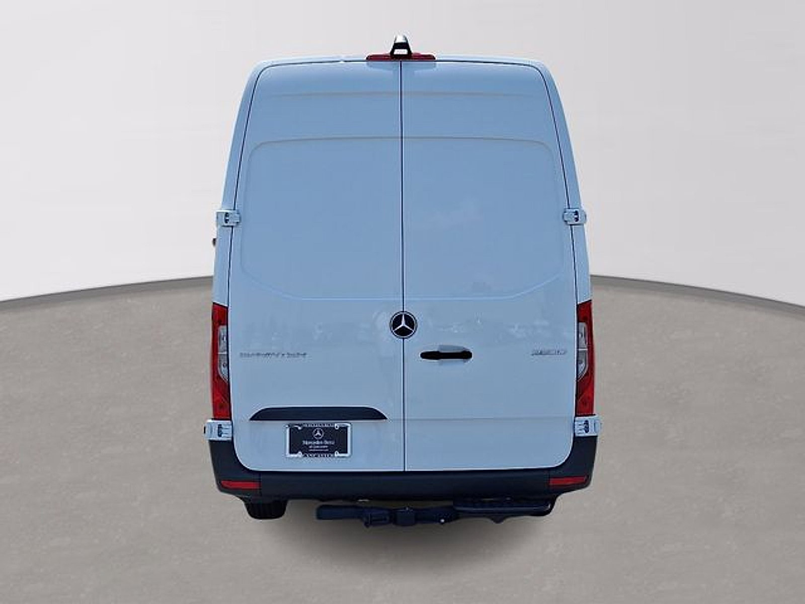 Used 2025 Mercedes-Benz Sprinter 2500 image 5