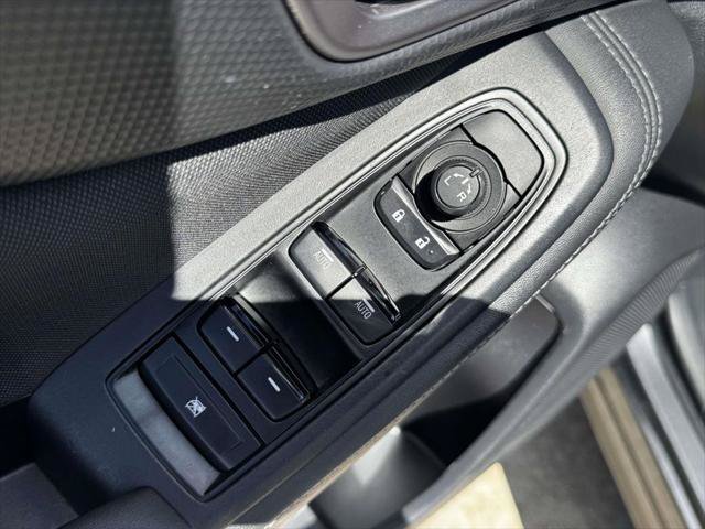 Used 2023 Subaru Forester Premium AWD/4WD image 14