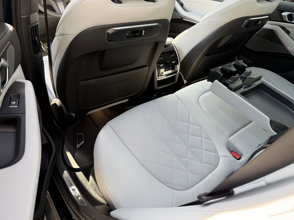 Used 2025 BMW X5 sDrive40i w/ M Sport Package image 37