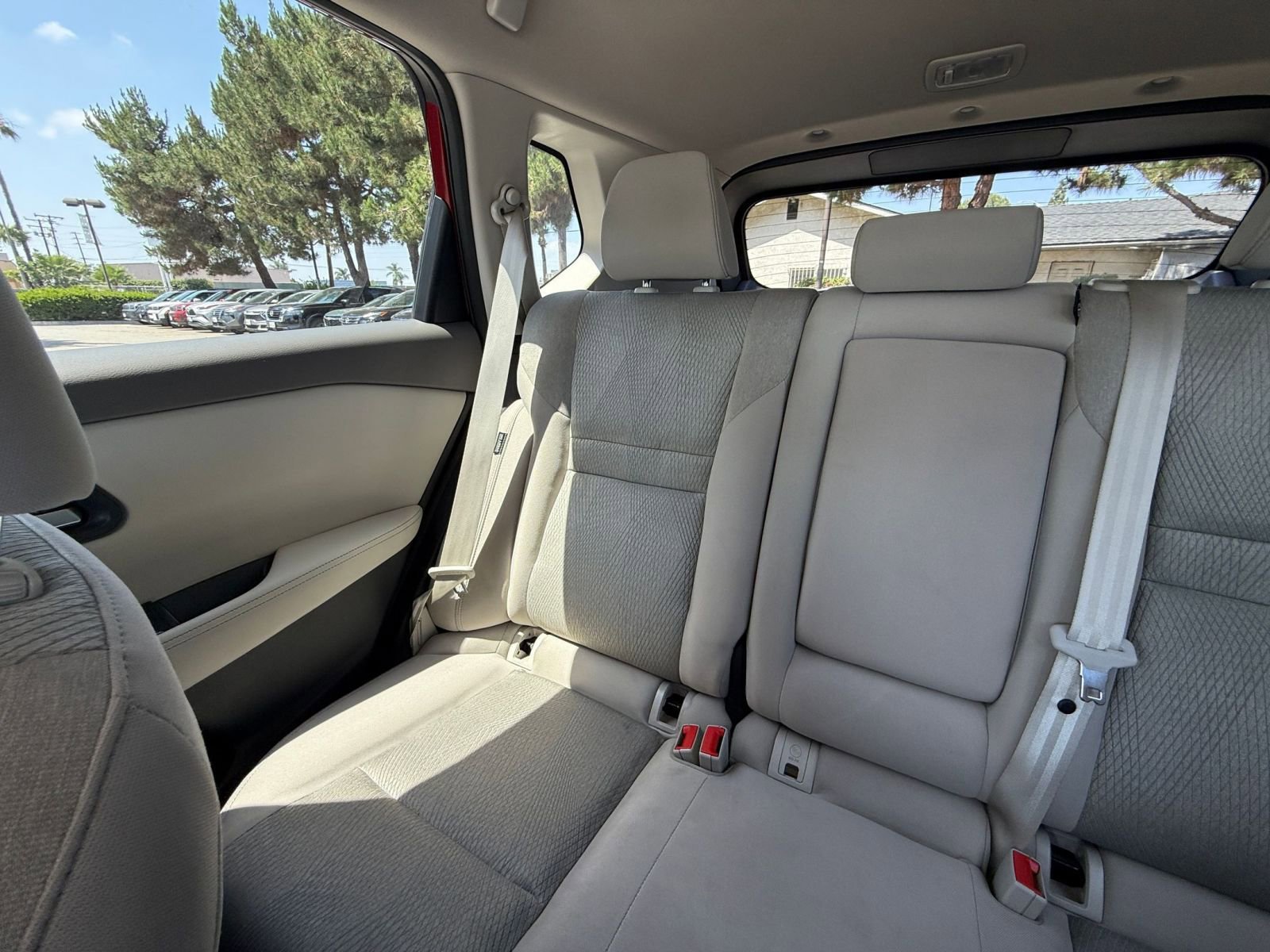 Used 2025 Nissan Rogue SV FWD image 37