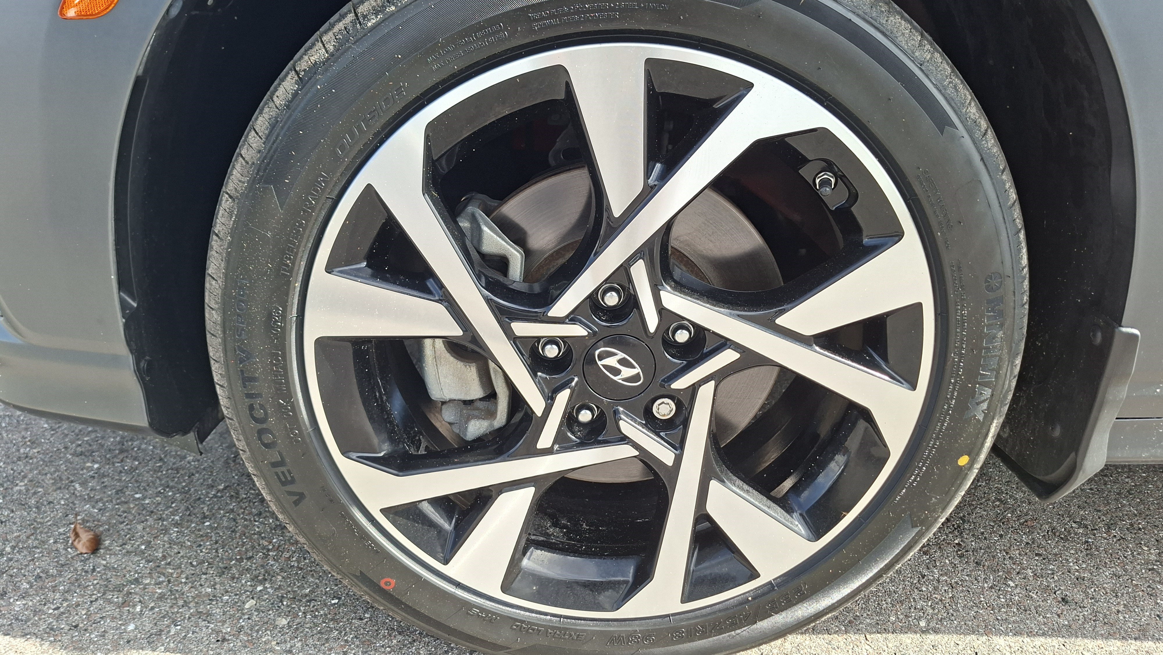 Used 2023 Hyundai Kona Limited FWD image 24