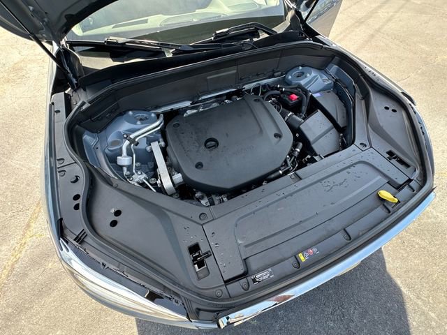 Used 2023 Volvo XC90 B6 Plus AWD/4WD image 33