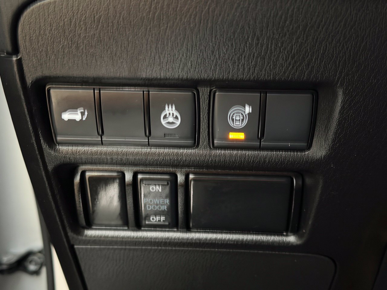 Certified 2023 Nissan Armada SL w/ Captain's Chairs Package AWD/4WD image 19