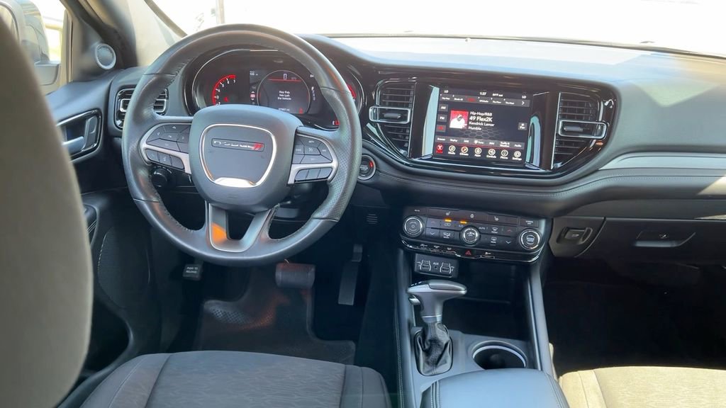 Used 2023 Dodge Durango SXT image 29