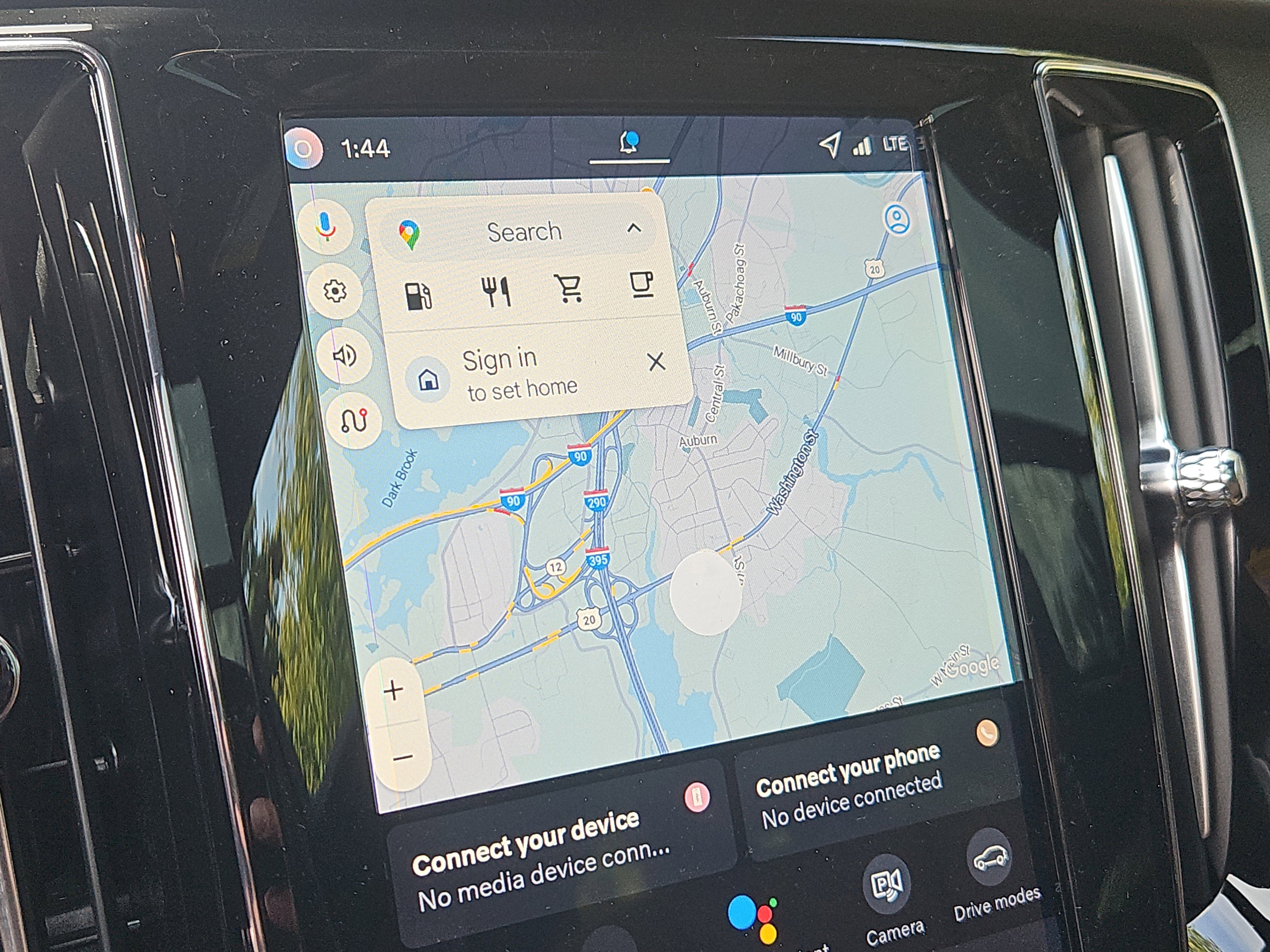 New 2026 Volvo V60 B5 Cross Country Plus w/ Protection Package Premier image 8