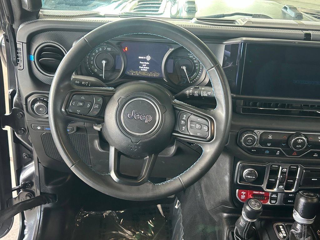 Used 2024 Jeep Wrangler Unlimited Rubicon 4xe AWD/4WD image 9