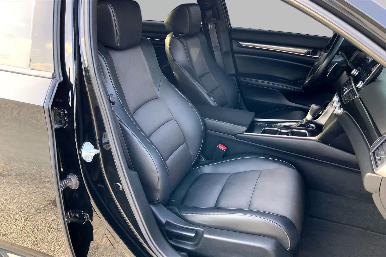 Used 2021 Honda Accord Sport image 9