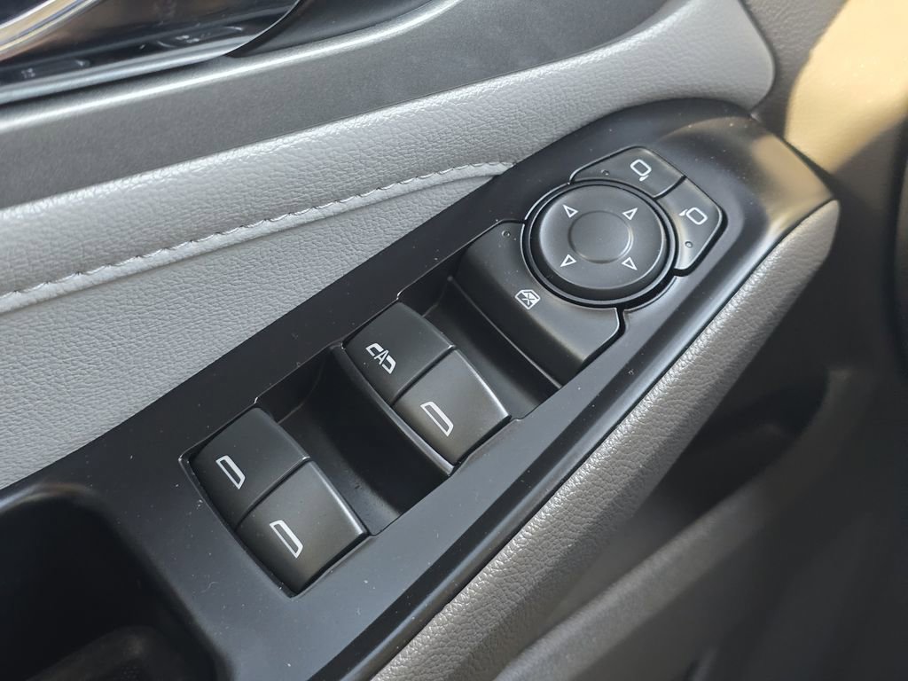 Used 2020 Chevrolet Traverse LT AWD/4WD image 24