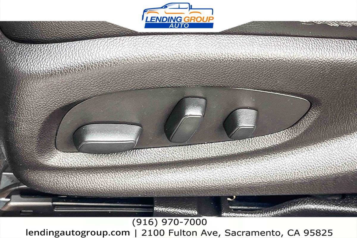 Used 2017 Chevrolet Impala LT image 20