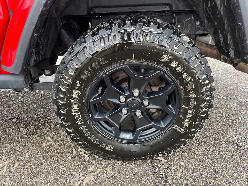 Used 2021 Jeep Gladiator Sport image 31