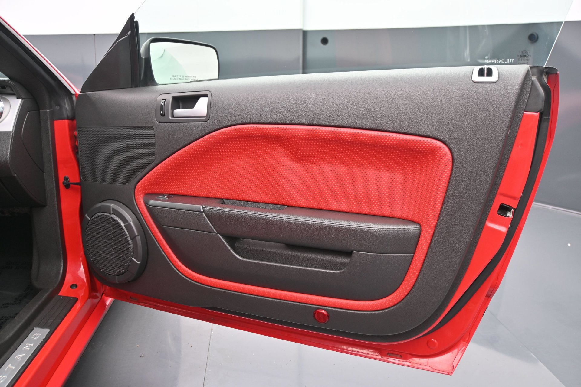 Used 2007 Ford Mustang GT Premium RWD image 12