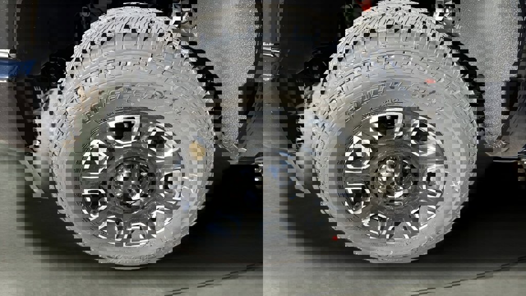 New 2026 Ford F250 Platinum image 9