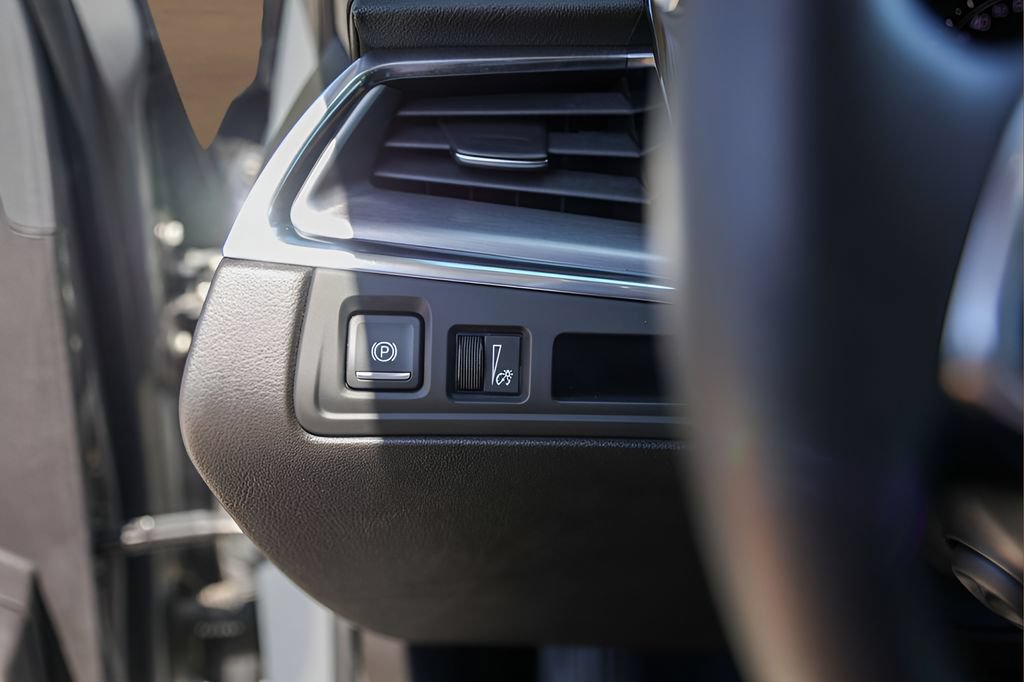 Used 2019 Cadillac XT5 Luxury FWD image 12