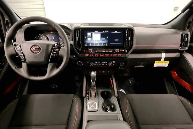 New 2026 Nissan Frontier PRO-4X w/ Tow Package AWD/4WD image 6