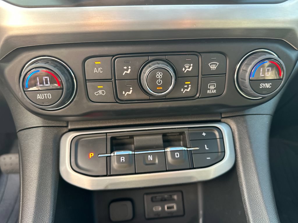 Used 2022 GMC Acadia SLT w/ Elevation Edition FWD image 21