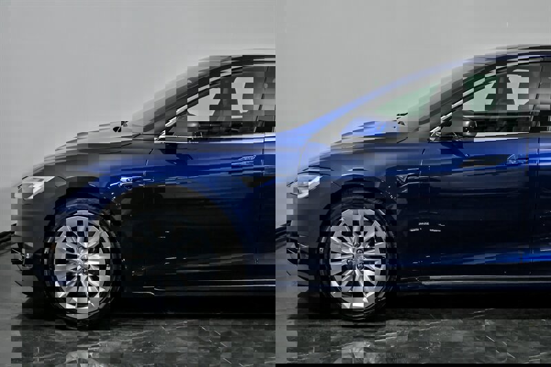 Used 2017 Tesla Model S 100D image 6