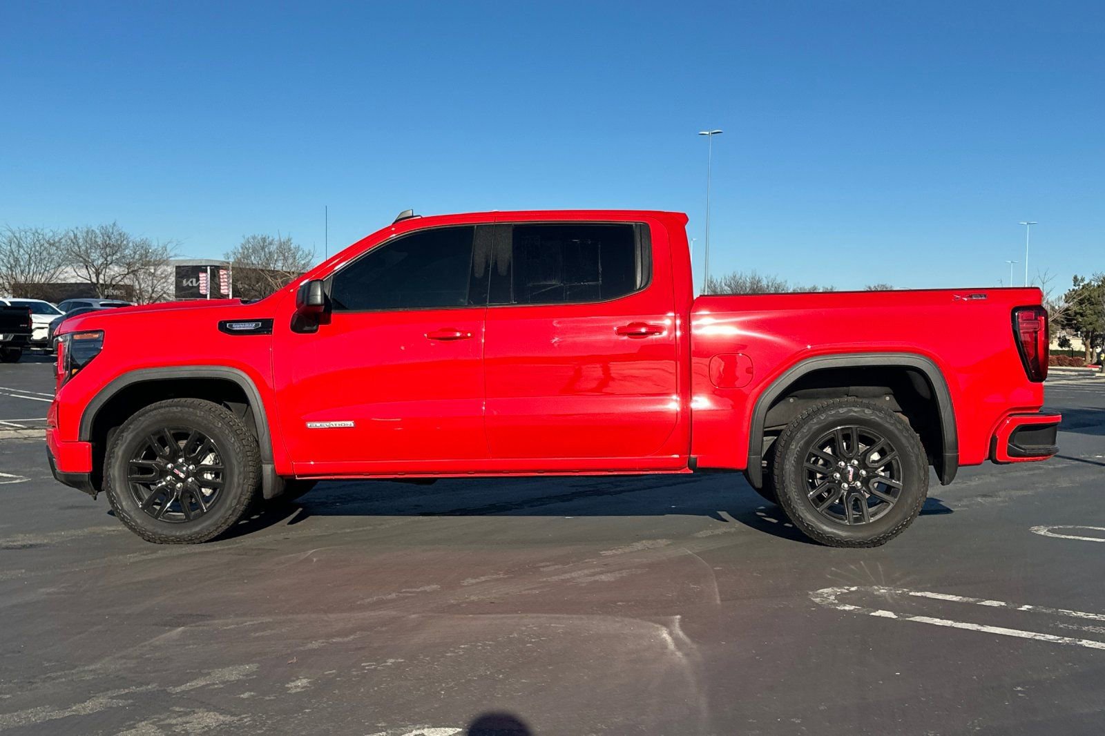 Used 2025 GMC Sierra 1500 Elevation w/ X31 Off-Road Package AWD/4WD image 7