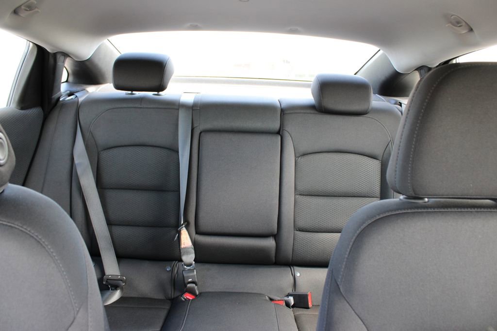 Used 2023 Chevrolet Malibu LT image 17