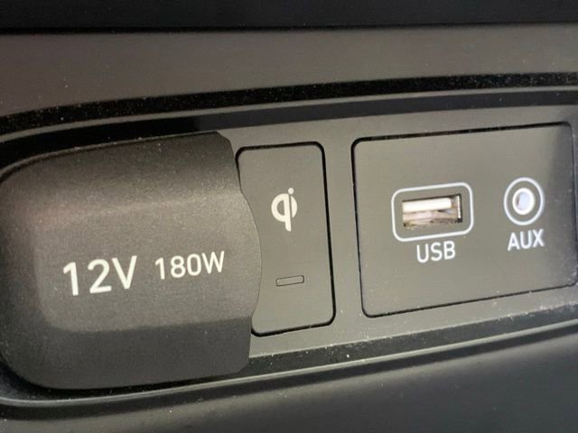 Used 2019 Hyundai Santa Fe AWD image 23