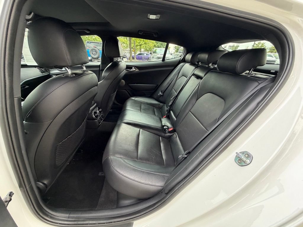Used 2019 Kia Stinger GT1 RWD image 18
