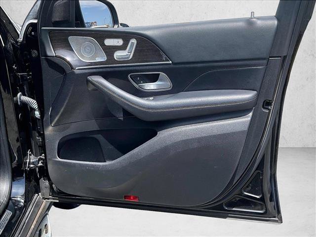 Used 2020 Mercedes-Benz GLE 350 4MATIC w/ Premium Package image 19