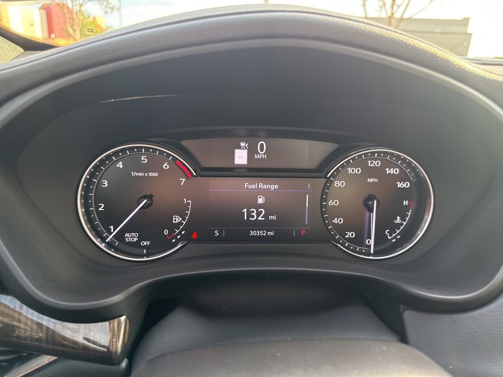 Used 2023 Cadillac XT4 Sport image 12