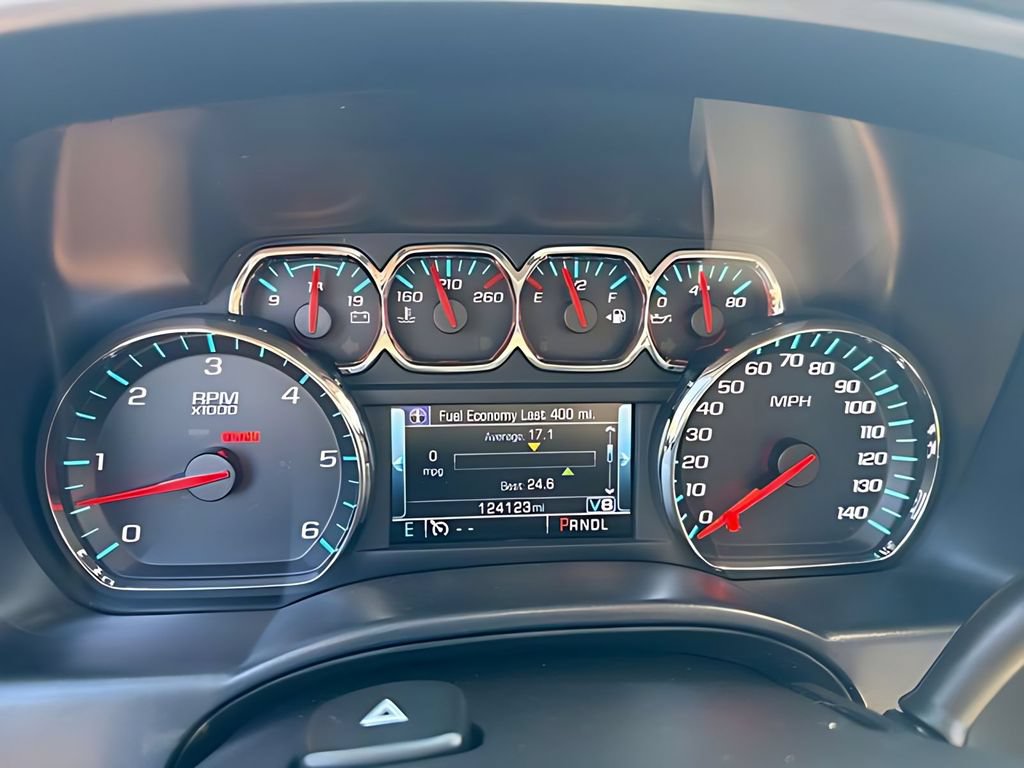 Used 2017 Chevrolet Silverado 1500 LT w/ All Star Edition AWD/4WD image 15