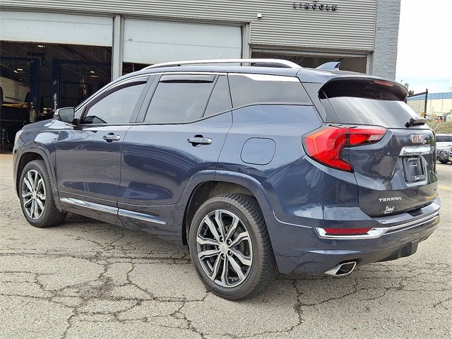 Used 2018 GMC Terrain Denali w/ Advanced Safety Package image 4