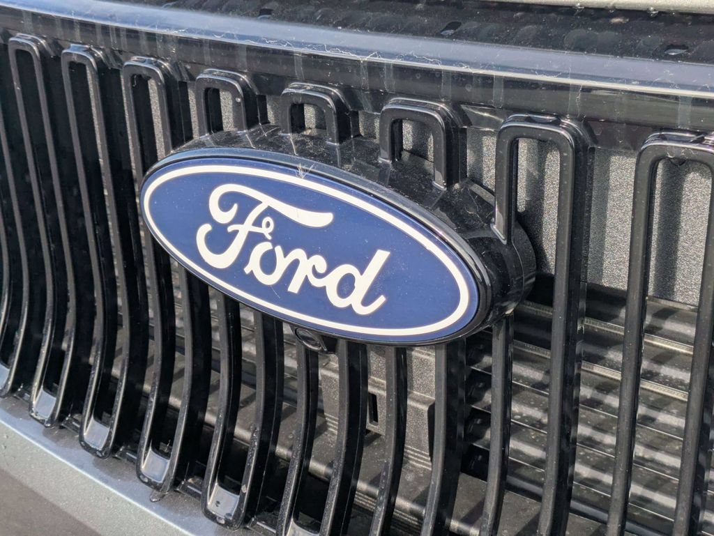 New 2026 Ford Maverick Lobo AWD/4WD image 15