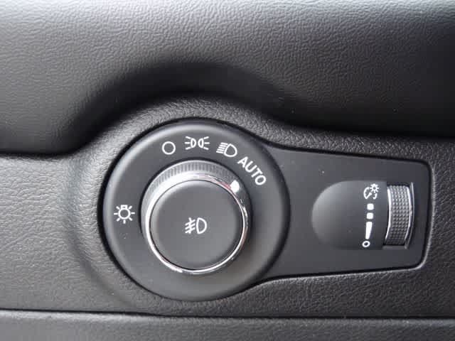 Used 2022 Dodge Durango GT AWD/4WD image 23
