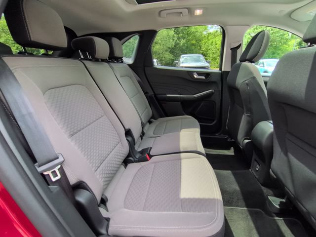 Used 2021 Ford Escape SE w/ SE Sport Appearance Package AWD/4WD image 28