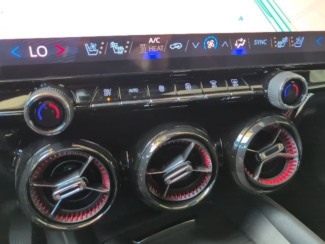 New 2025 Chevrolet Blazer EV RS RWD image 34