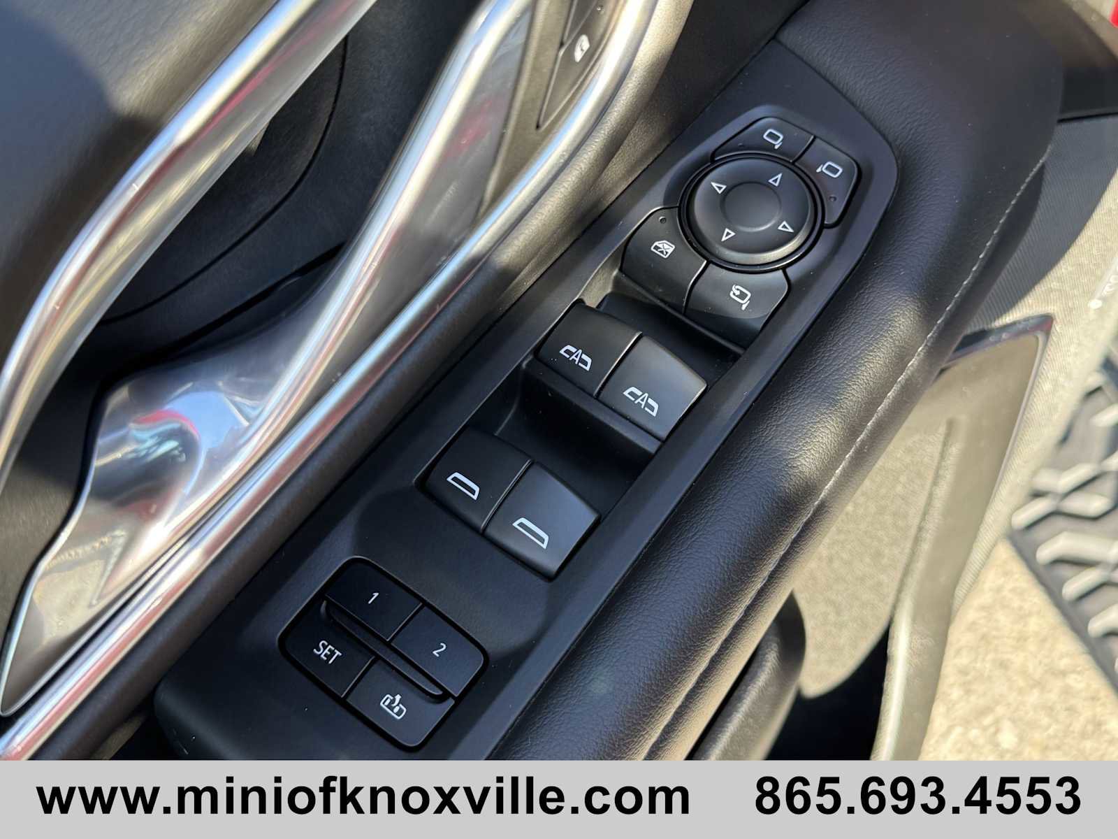 Used 2023 Chevrolet Tahoe Z71 w/ Z71 Off-Road Package image 13