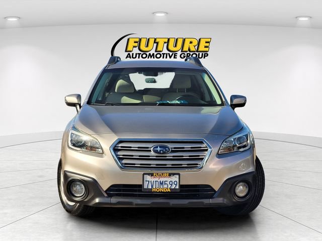 Used 2017 Subaru Outback 2.5i Premium image 2