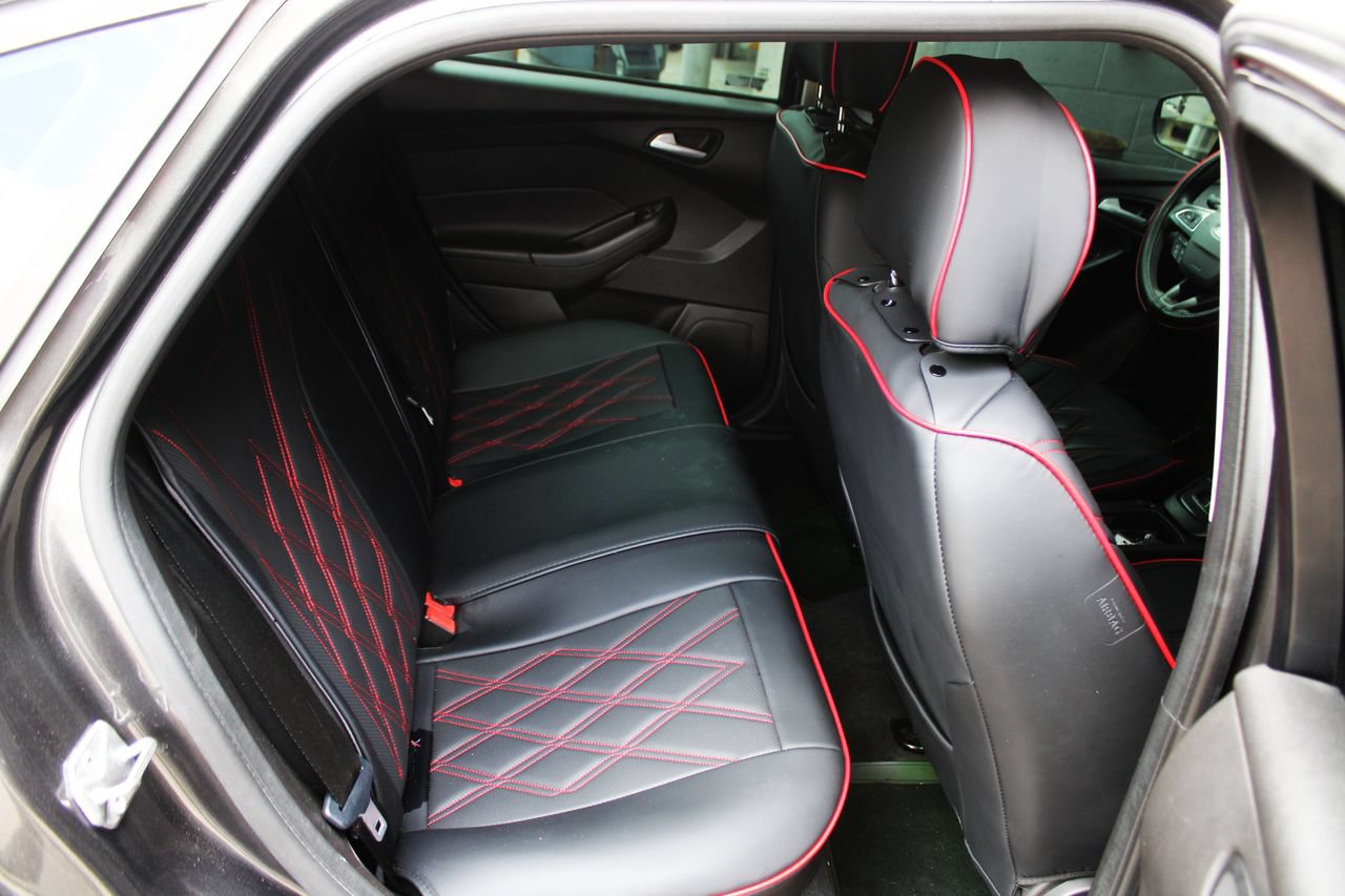 Used 2016 Ford Focus SE FWD image 12