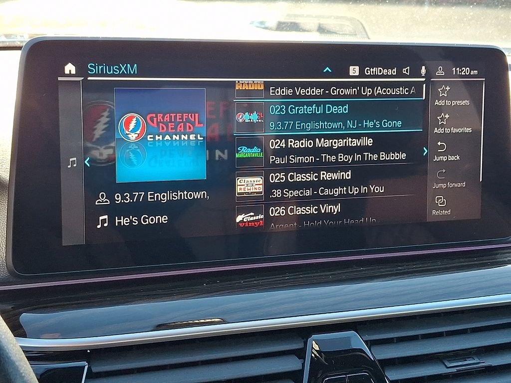 Used 2023 BMW 530e xDrive image 18