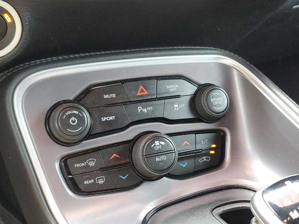 Used 2020 Dodge Challenger R/T image 29