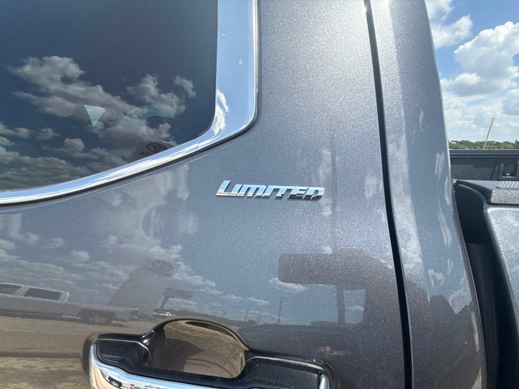 New 2026 Toyota Tundra Limited w/ Power Package AWD/4WD image 4