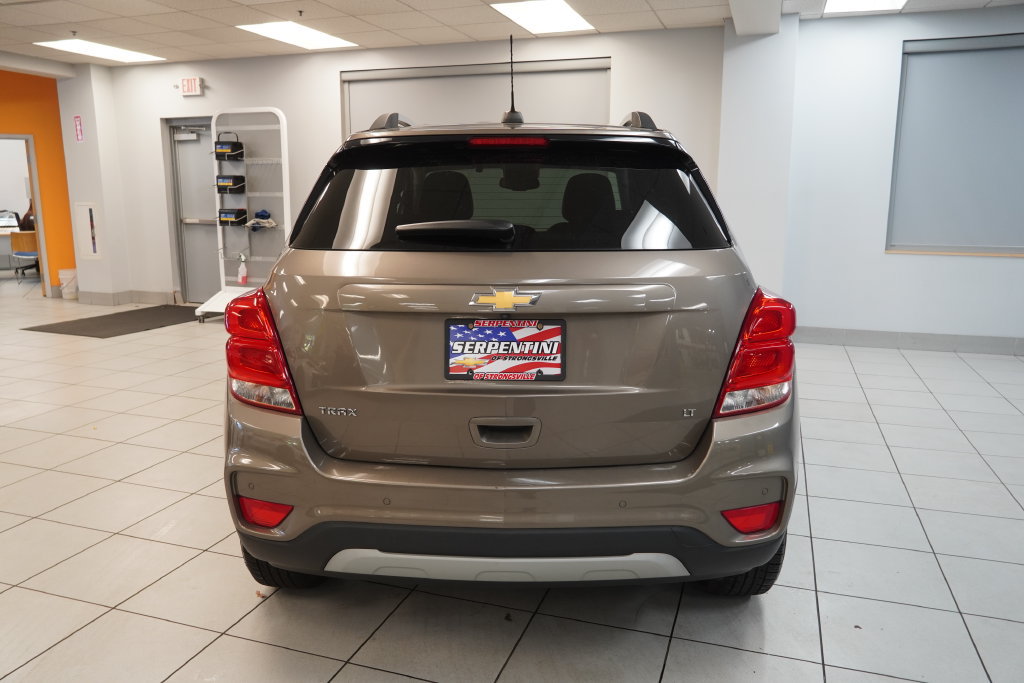 Used 2020 Chevrolet Trax LT w/ Driver Confidence Package FWD image 8