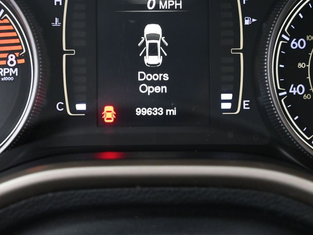 Used 2017 Jeep Cherokee Altitude image 36