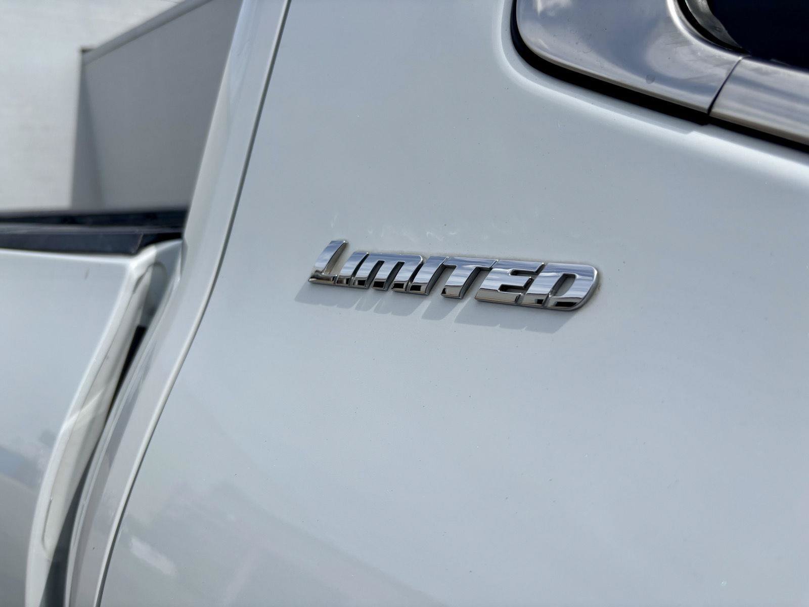 Used 2022 Toyota Tundra Limited w/ Power Package AWD/4WD image 24