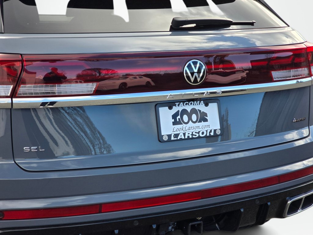 New 2026 Volkswagen Atlas Cross Sport SEL Premium R-Line AWD/4WD image 13