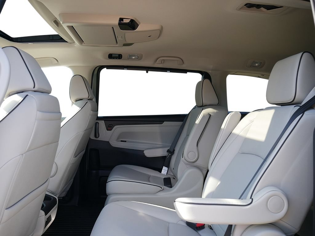 New 2026 Honda Odyssey Touring image 17