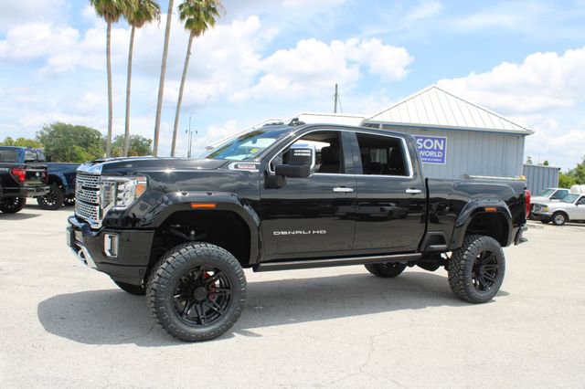Used 2022 GMC Sierra 2500 Denali w/ Denali Black Diamond Edition image 5